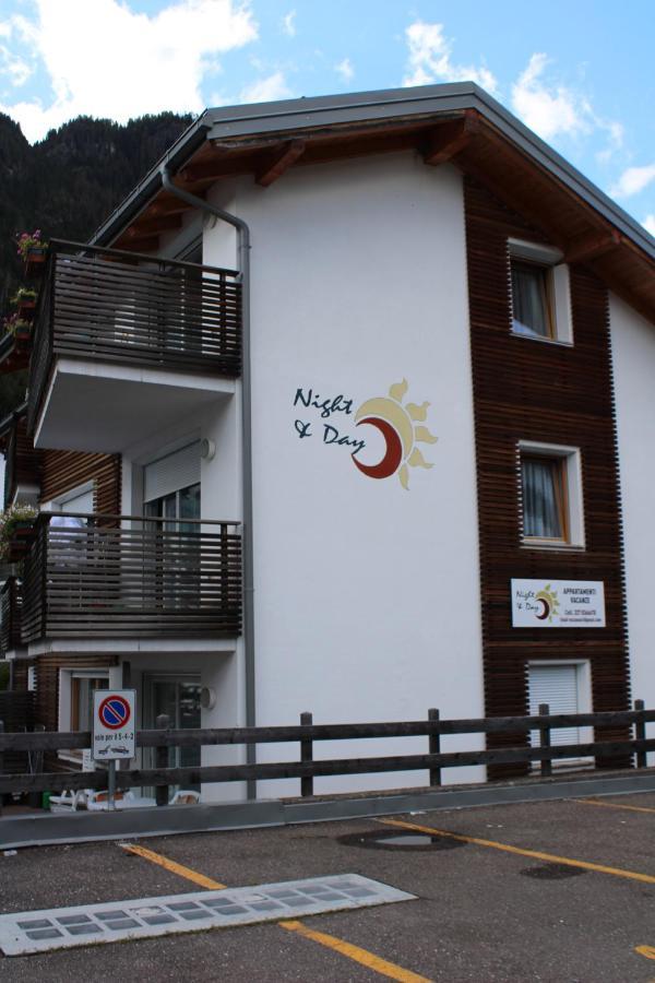 Night And Day Apartment Predazzo Luaran gambar